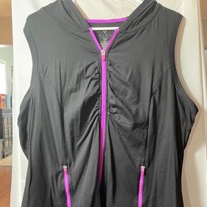 LIVI Active black athletic vest, size 18/20